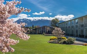 Distinction Te Anau Hotel & Villas